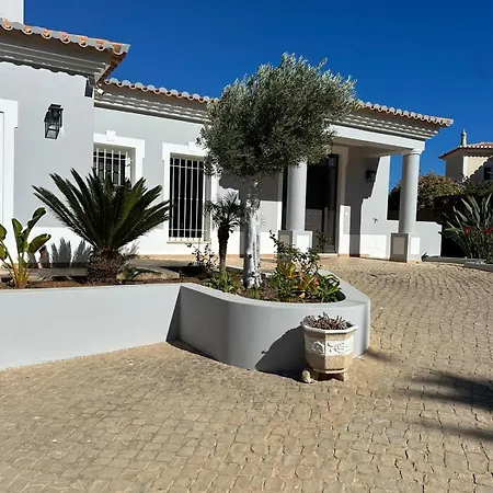 Villa 3 Bedroom With A Sea View Completely Private *
