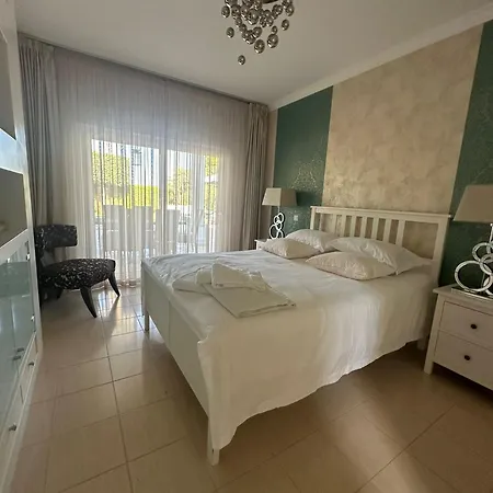 Villa 3 Bedroom With A Sea View Completely Private *