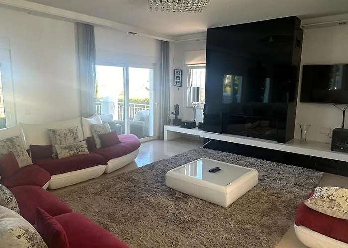 3 Bedroom With A Sea View Completely Private